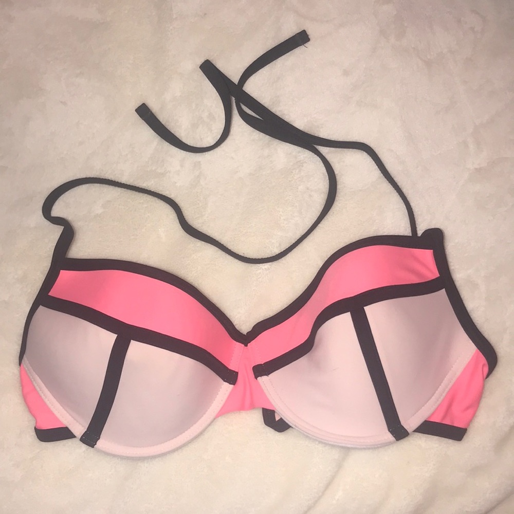 Bathing suit top